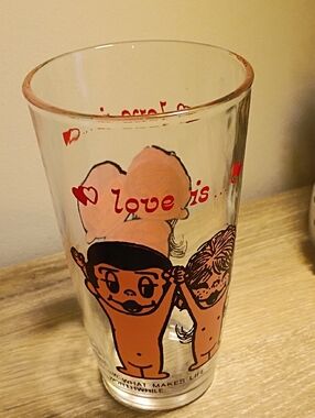 Vintage Love Is Kim Casali Los Angeles Times Comic Strip Drinking Glass